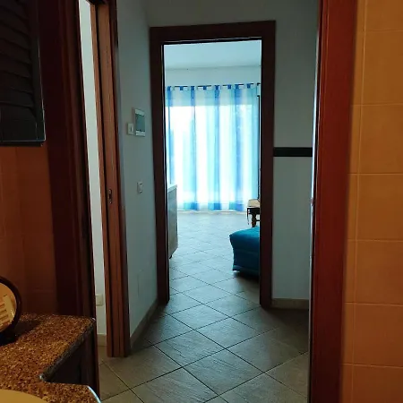 One Bedroom With Enclosed Garden And Wifi At 3 Km Away From The Appartamento Arona