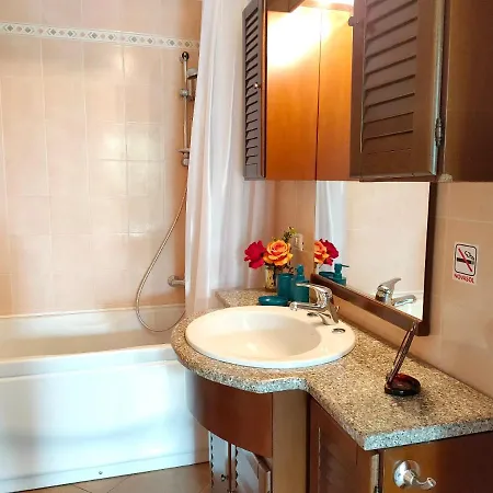 Appartamento One Bedroom With Enclosed Garden And Wifi At 3 Km Away From The